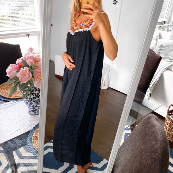 🖤 BOHO BLACK MULTI EMBROIDERED MAXI DRESS! - Picture 2 of 9